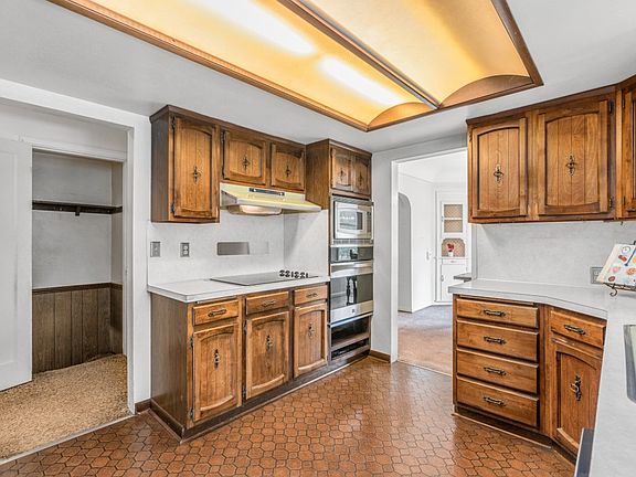 5th image of 145 SW 166th Pl