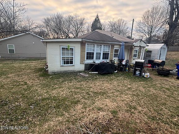 4th image of 5013 Willoway Dr