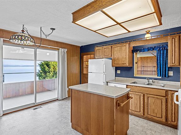 5th image of 3809 Gardner Rd W