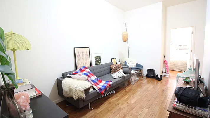 Rented by True Real Estate Group | media 15