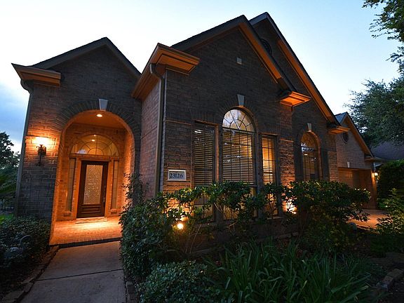 3rd image of 23126 Sandsage Ln