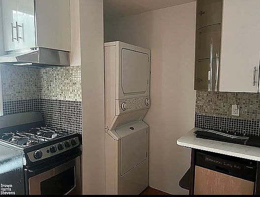 4th image of 195 Prospect Park W APT 2D