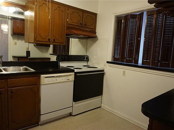 2nd image of 2728 Whitney Pl APT 318