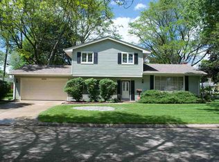 2005 Belmont Blvd, Rockford, IL 61103