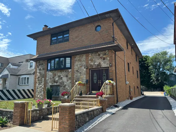 260 Court Ave APT 2, Lyndhurst, NJ 07071