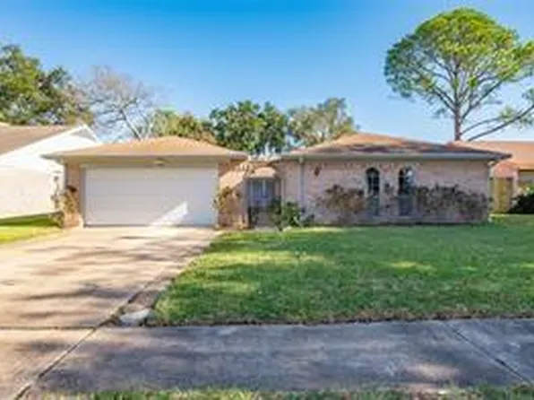 10215 Kirkwren Dr, Houston, TX 77089