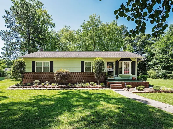 1915 Rocky Stream Ln, Raleigh, NC 27610
