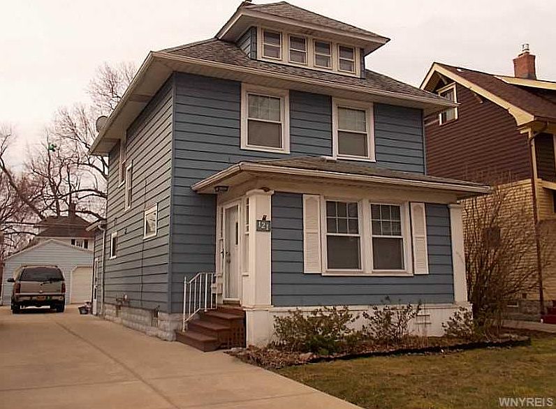 1st image of 121 Argonne Dr
