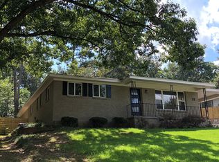 37 White Oak Ln, Little Rock, AR 72227