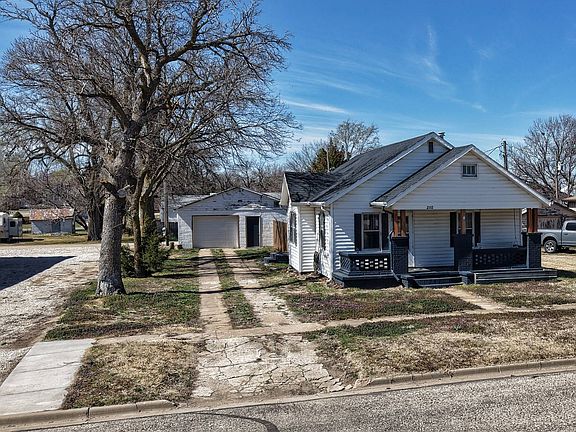 3rd image of 2112 Avenue D