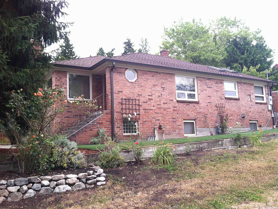 2nd image of 801 NE 98th St