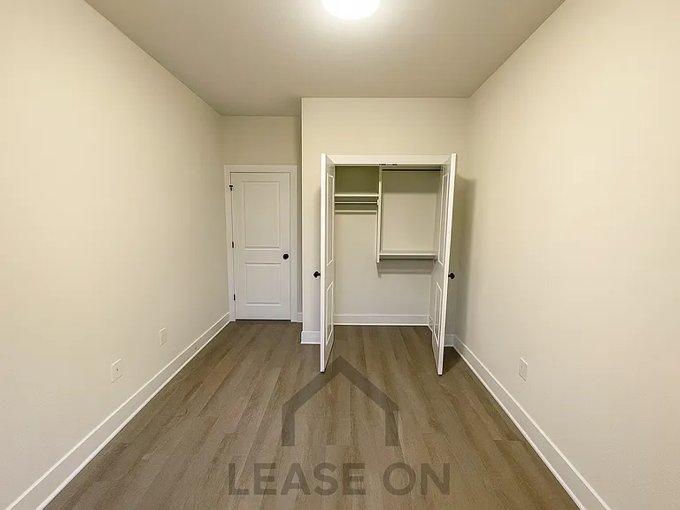 11651 E Harry Ct — Photo 10
