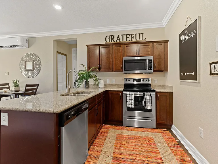 Johnstown Plaza Apartments — Photo 44