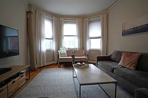 1847 Commonwealth Ave #13 Photo 1
