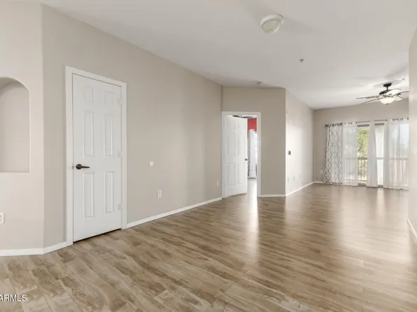 6770 N 47TH Avenue #2018, Glendale, AZ 85301