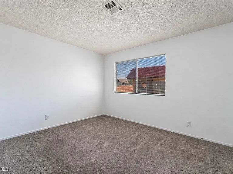 4302 Lynnann Dr — Photo 16