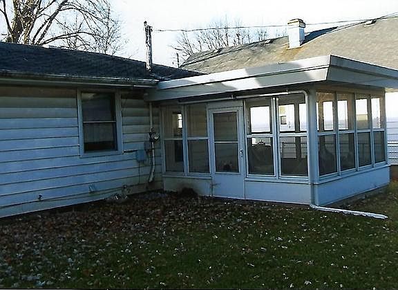 2nd image of 612 Woodlawn Ave