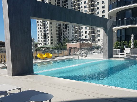 5th image of 45 SW 9th St APT 2905