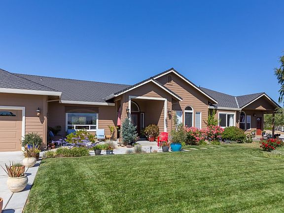 4th image of 741 Riverside Rd