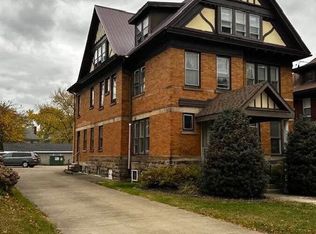 422 W 10th St #3, Erie, PA 16502