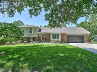 105 E 117th St, Kansas City, MO 64114