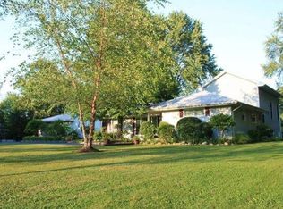 14085 Caves Rd, Novelty, OH 44072