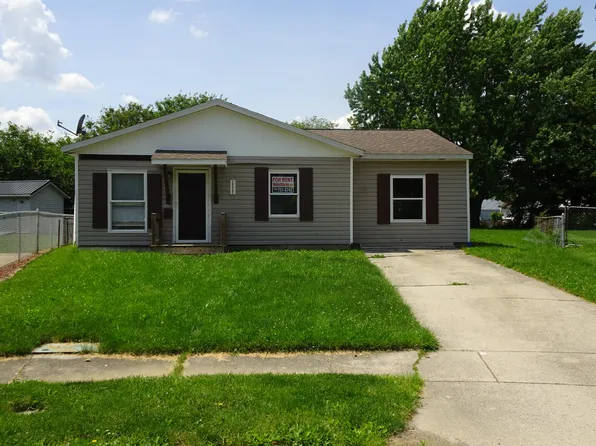 1111 Capri Dr, Marion, OH 43302
