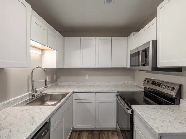 900 E Estates Blvd, Charleston, SC