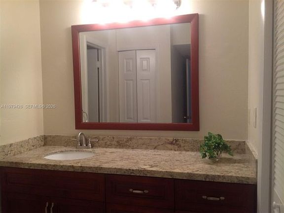 4th image of 16246 Laurel Dr #104