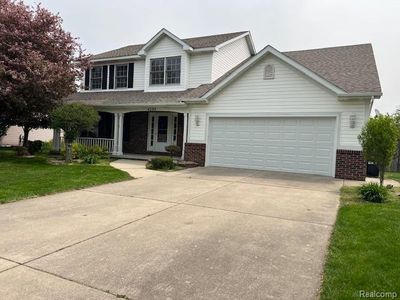 4284 Woodview Dr W, Saginaw, MI, 48603