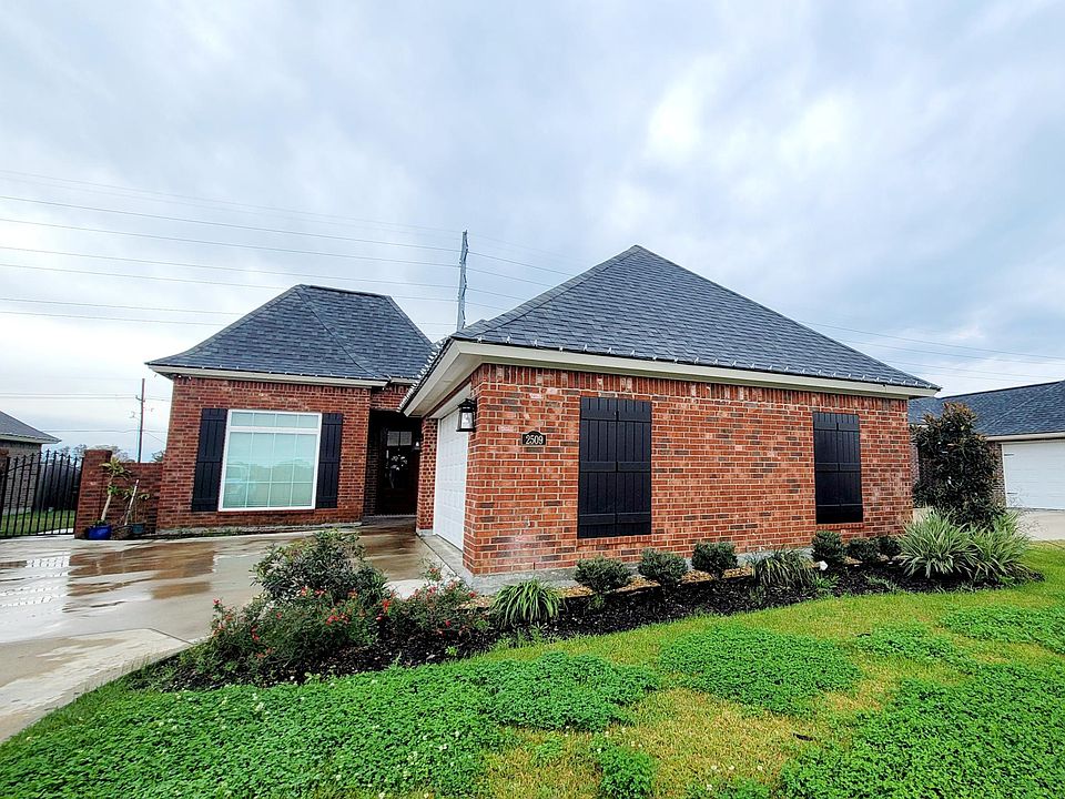 1st image of 2509 S View Dr