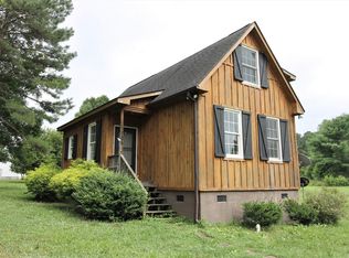 105 Quail Springs Ct, South Hill, VA 23970