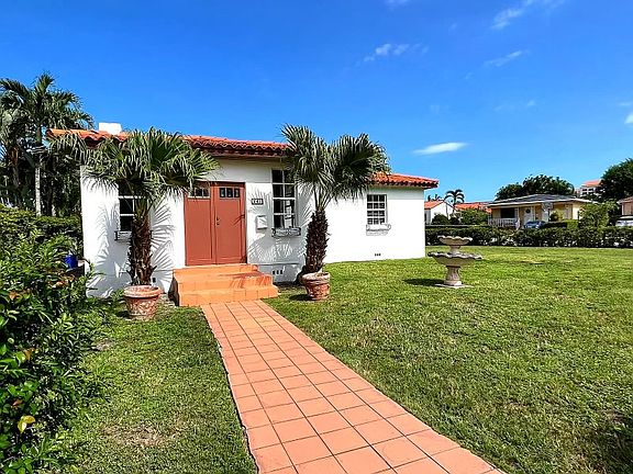 3rd image of 241 Ponce De Leon Blvd