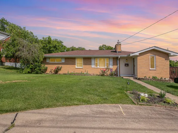 92 Faren Dr, Highland Heights, KY 41076