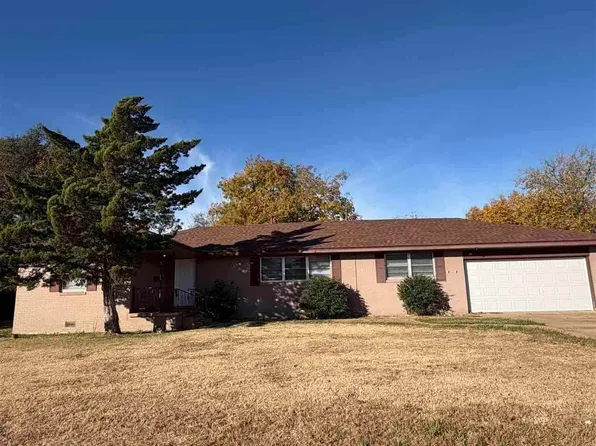 14 NW 35th St, Lawton, OK 73505