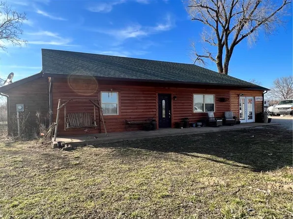 16052 S 1200th Rd, Deerfield, MO 64772