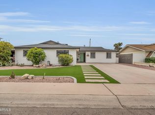 8335 E WELDON Avenue, Scottsdale, AZ 85251