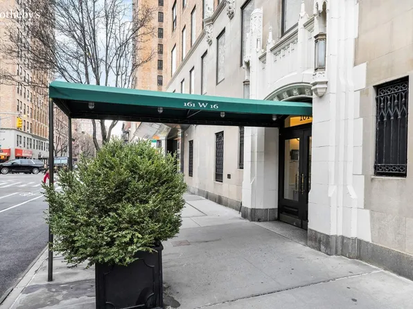 161 West 16th Street 18E image 9 of 10