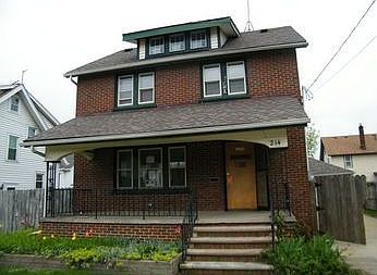 1st image of 214 W 32nd St