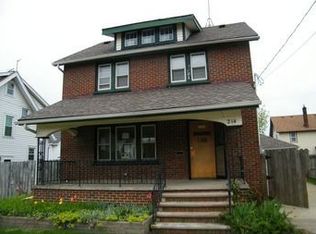 214 W 32nd St, Lorain, OH