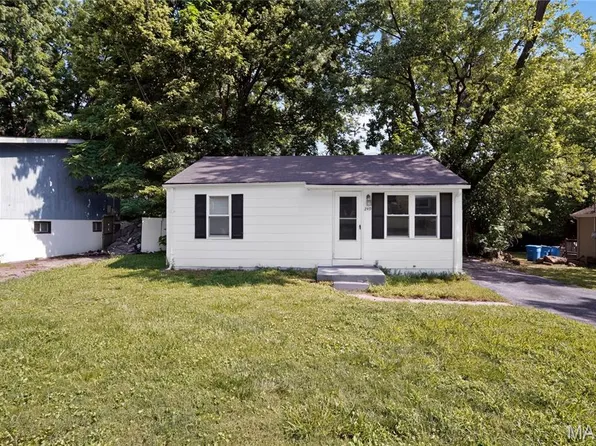 249 Barto Dr, Saint Louis, MO 63135