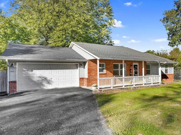 453 E Boyd Ln, Bedford, IN 47421