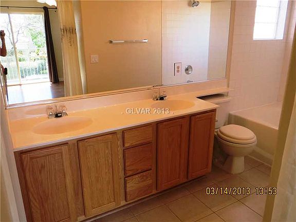 En Suite Bathroom