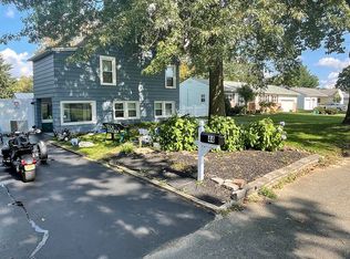 44 Fisher Pl, Hamilton, NJ 08620