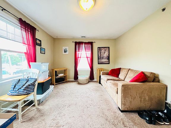 3rd image of 39 Athens St #3