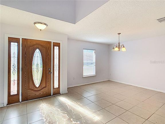 3rd image of 311 Drum Ln