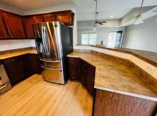 4960 Penrose Dr, Newburgh, IN 47630