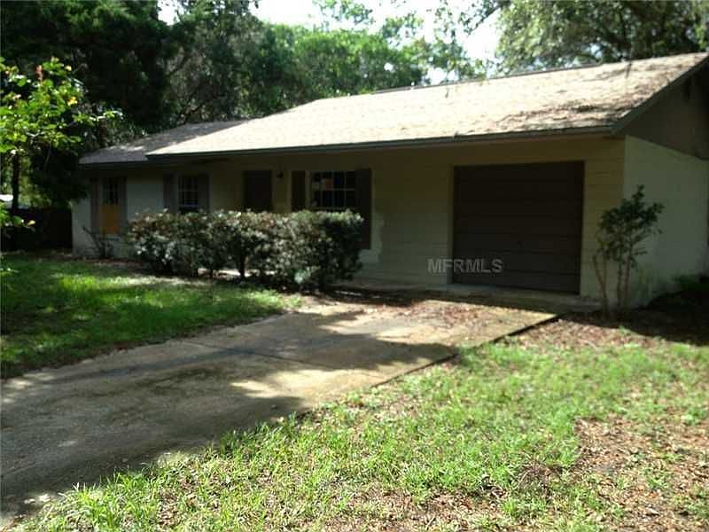 1st image of 7361 Lake Dr