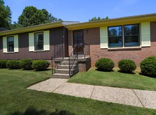 7700 Oswego Cir, Louisville, KY 40214