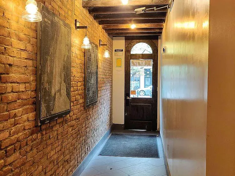 1074 Bergen St #4B — Photo 16